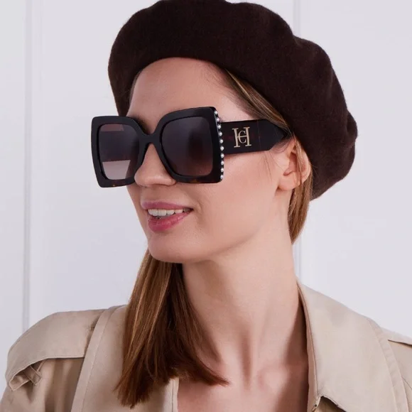 Carolina Herrera Black Sunglasses - Picture 2 of 5